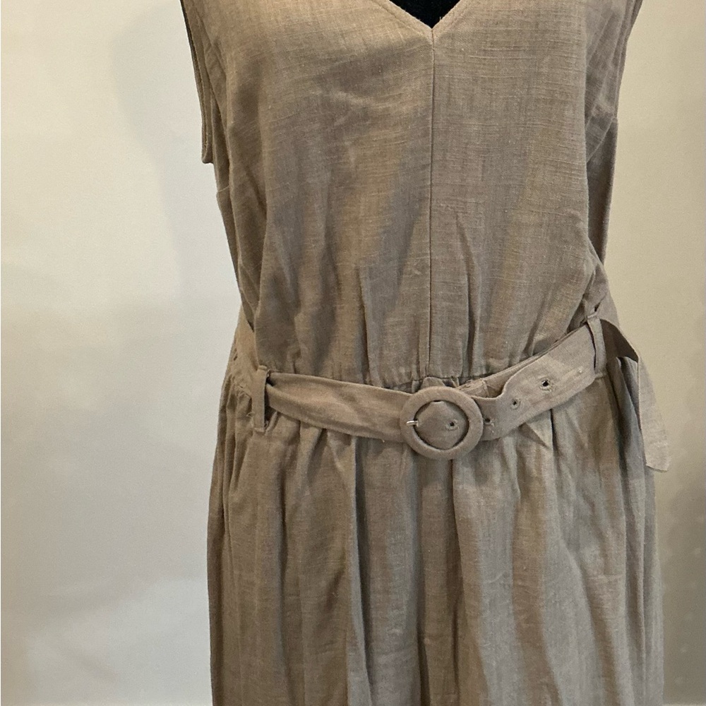Nine West Beige Sleeveless Dress